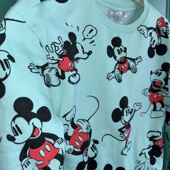 Disney kids large crewneck excellent condition - Picture 3 of 9